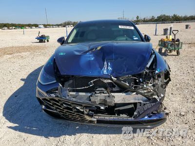 Piąte zdjęcie samochodu w środku: 2021 HYUNDAI SONATA LIMITED VIN:5NPEH4J25MH130712 - miniatura