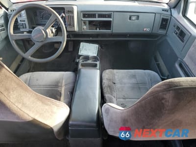 Zdjęcie 8 z 15 samochodu: 1993 CHEVROLET BLAZER S10 VIN:1GNCS13W6P2185559 - miniatura