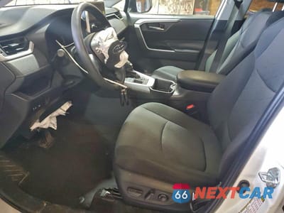 Zdjęcie 7 z 13 samochodu: 2024 TOYOTA RAV4 XLE VIN:2T3P1RFV6RW461652 - miniatura