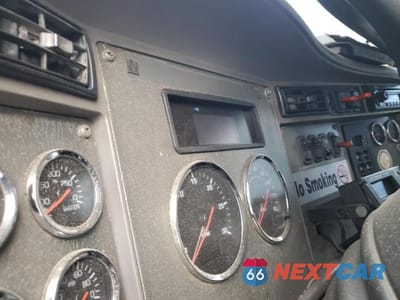 Zdjęcie 9 z 13 samochodu: 2014 KENWORTH CONSTRUCTION T370 VIN:2NKHHJ7X0EM400962 - miniatura