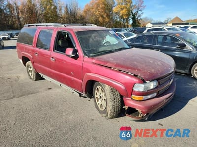 Czwarte zdjęcie samochodu z boku: 2004 CHEVROLET SUBURBAN K1500 VIN:3GNFK16Z74G118555 - miniatura