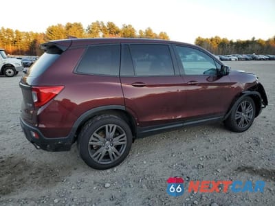 Trzecie zdjęcie samochodu z tyłu: 2021 HONDA PASSPORT EXL VIN:5FNYF8H59MB006564 - miniatura