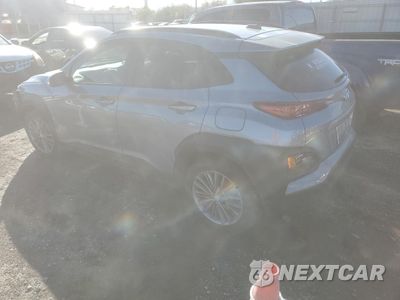 Drugie zdjęcie samochodu z przodu: 2018 HYUNDAI KONA SEL VIN:KM8K62AAXJU179941 - miniatura