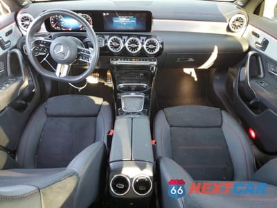 Zdjęcie 8 z 13 samochodu: 2025 MERCEDES-BENZ CLA 250 VIN:W1K5J4GB0SN516405 - miniatura