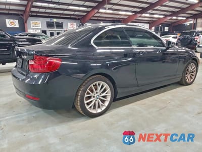 Trzecie zdjęcie samochodu z tyłu: 2016 BMW 228 XI SULEV VIN:WBA1G9C51GV599786 - miniatura