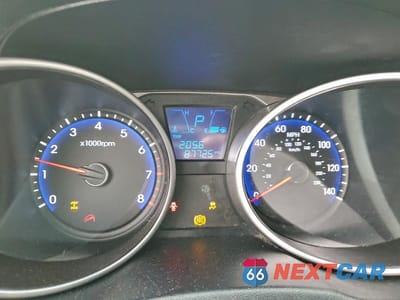 Zdjęcie 9 z 13 samochodu: 2010 HYUNDAI TUCSON GLS VIN:KM8JUCAC6AU080462 - miniatura