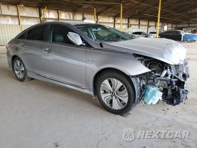 Czwarte zdjęcie samochodu z boku: 2013 HYUNDAI SONATA HYBRID VIN:KMHEC4A48DA095294 - miniatura