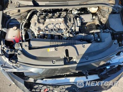 Zdjęcie 11 z 12 samochodu: 2022 TOYOTA COROLLA LE VIN:JTDEPMAE2NJ221183 - miniatura