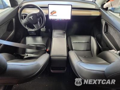 Zdjęcie 8 z 13 samochodu: 2021 TESLA MODEL Y VIN:5YJYGAEE5MF287061 - miniatura