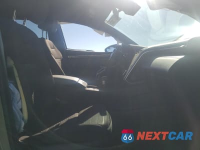 Zdjęcie 7 z 12 samochodu: 2022 HYUNDAI SANTA CRUZ SEL VIN:5NTJBDAE8NH031640 - miniatura