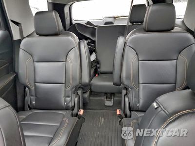 Zdjęcie 10 z 13 samochodu: 2019 CHEVROLET TRAVERSE LT VIN:1GNEVHKW8KJ228288 - miniatura