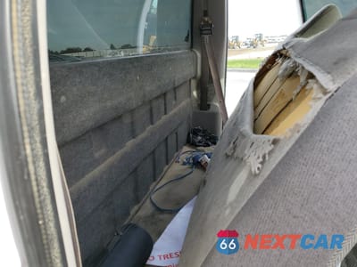 Zdjęcie 10 z 13 samochodu: 1999 FORD F250 SUPER DUTY VIN:1FTNF21F0XEB86753 - miniatura