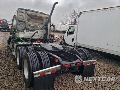 Trzecie zdjęcie samochodu z tyłu: 2015 VOLVO VNL SEMI TRUCK VIN:4V4NC9EH9FN919415 - miniatura