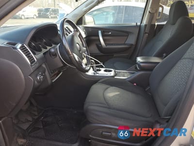 Zdjęcie 7 z 13 samochodu: 2008 GMC ACADIA SLE VIN:1GKER13768J288739 - miniatura