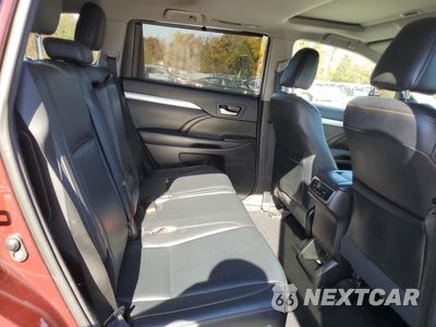 Zdjęcie 11 z 15 samochodu: 2017 TOYOTA HIGHLANDER SE VIN:5TDJZRFH1HS473054 - miniatura