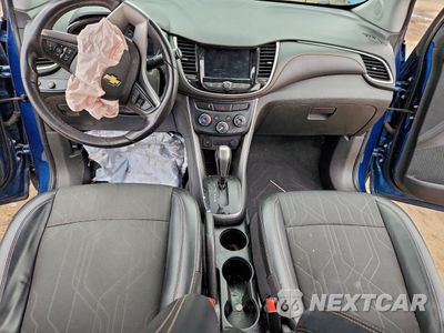 Zdjęcie 8 z 15 samochodu: 2020 CHEVROLET TRAX 1LT VIN:3GNCJLSBXLL245199 - miniatura