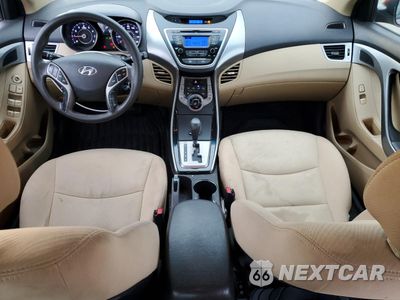 Zdjęcie 8 z 13 samochodu: 2013 HYUNDAI ELANTRA GLS VIN:5NPDH4AE6DH330066 - miniatura