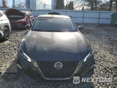 Piąte zdjęcie samochodu w środku: 2021 NISSAN ALTIMA SR VIN:1N4BL4CW3MN306017 - miniatura