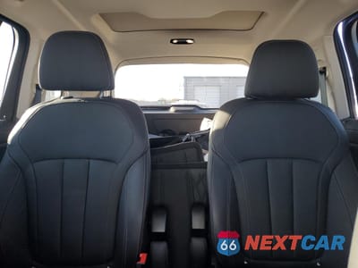 Zdjęcie 10 z 15 samochodu: 2022 BMW X7 XDRIVE40I VIN:5UXCW2C07N9J21497 - miniatura