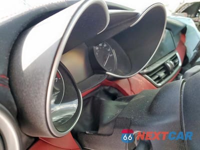 Zdjęcie 9 z 11 samochodu: 2020 ALFA ROMEO GIULIA TI VIN:ZARFAMBN3L7635786 - miniatura