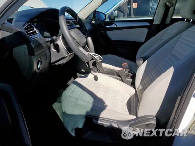 Zdjęcie 7 z 13 samochodu: 2023 VOLKSWAGEN TIGUAN S VIN:3VVRB7AX7PM140271 - miniatura