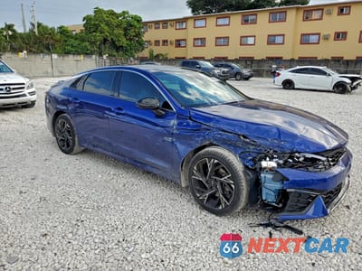 Czwarte zdjęcie samochodu z boku: 2025 KIA K5 GT-LINE VIN:KNAG64J78S5319410 - miniatura