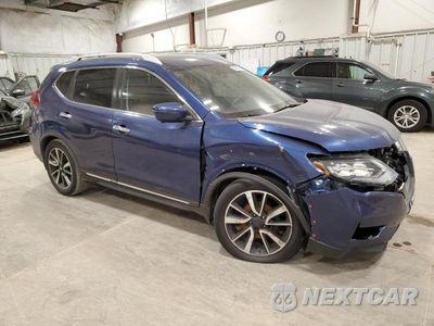 Czwarte zdjęcie samochodu z boku: 2018 NISSAN ROGUE S VIN:JN8AT2MT0JW487070 - miniatura