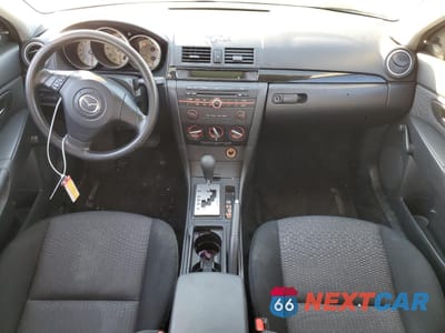 Zdjęcie 8 z 12 samochodu: 2008 MAZDA 3 I VIN:JM1BK12F281179206 - miniatura