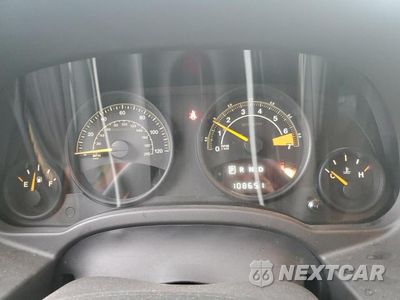Zdjęcie 9 z 13 samochodu: 2015 JEEP COMPASS SPORT VIN:1C4NJDBB8FD108361 - miniatura