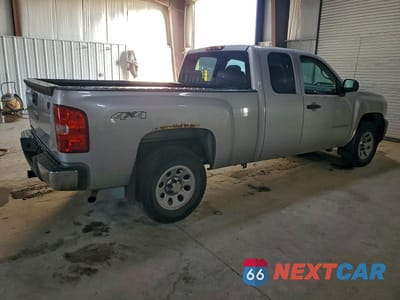 Trzecie zdjęcie samochodu z tyłu: 2012 CHEVROLET SILVERADO K1500 VIN:1GCRKPE79CZ338299 - miniatura