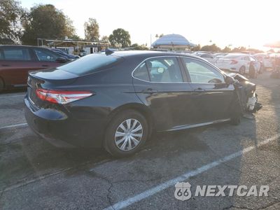 Trzecie zdjęcie samochodu z tyłu: 2020 TOYOTA CAMRY LE VIN:4T1C31AK5LU535991 - miniatura