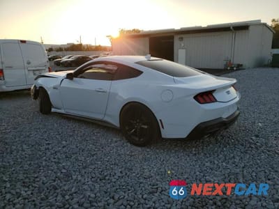 Drugie zdjęcie samochodu z przodu: 2025 FORD MUSTANG GT VIN:1FA6P8CF4S5409585 - miniatura