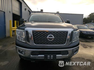 Piąte zdjęcie samochodu w środku: 2016 NISSAN TITAN XD SL VIN:1N6BA1F21GN505544 - miniatura