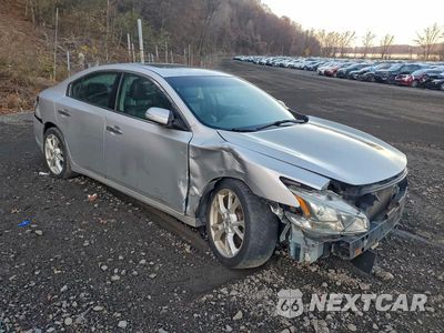 Czwarte zdjęcie samochodu z boku: 2013 NISSAN MAXIMA S VIN:1N4AA5AP8DC825191 - miniatura