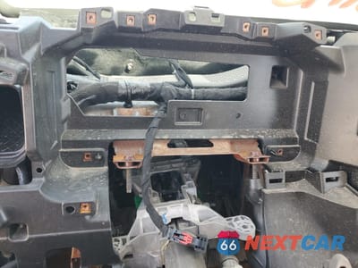 Zdjęcie 9 z 12 samochodu: 2025 CHEVROLET SILVERADO C2500 HEAVY DUTY VIN:1GC5ALE73SF293113 - miniatura