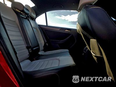 Zdjęcie 10 z 14 samochodu: 2016 VOLKSWAGEN JETTA SPORT VIN:3VWD17AJ9GM216576 - miniatura