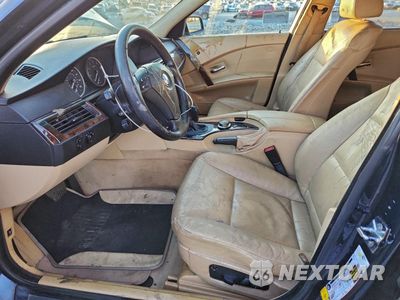 Zdjęcie 7 z 14 samochodu: 2007 BMW 530 XI VIN:WBANF735X7CU24036 - miniatura