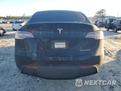 Zdjęcie 6 z 11 samochodu: 2023 TESLA MODEL Y VIN:7SAYGDEE9PA144264 - miniatura