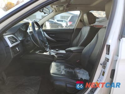 Zdjęcie 7 z 13 samochodu: 2013 BMW 320 I XDRIVE VIN:WBA3C3C55DF979561 - miniatura