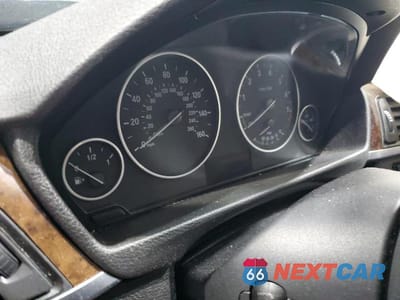 Zdjęcie 9 z 11 samochodu: 2015 BMW 328 XI SULEV VIN:WBA3B5G53FNS18190 - miniatura