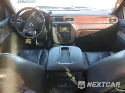 Zdjęcie 8 z 14 samochodu: 2008 GMC SIERRA K2500 HEAVY DUTY VIN:1GTHK23668F108091 - miniatura