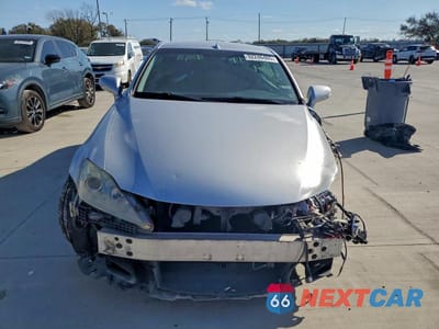 Piąte zdjęcie samochodu w środku: 2010 LEXUS IS 350 VIN:JTHFE2C20A2504654 - miniatura