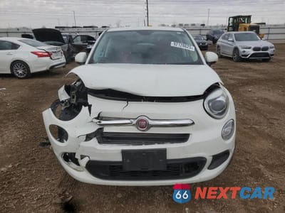 Piąte zdjęcie samochodu w środku: 2016 FIAT 500X EASY VIN:ZFBCFYBT4GP352777 - miniatura