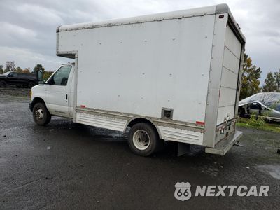 Drugie zdjęcie samochodu z przodu: 2006 FORD ECONOLINE E450 SUPER DUTY CUTAWAY VAN VIN:1FDXE45S16DB22204 - miniatura