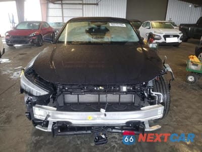 Piąte zdjęcie samochodu w środku: 2025 AUDI A5 PRESTIGE VIN:WAU3BCFU8SN048450 - miniatura