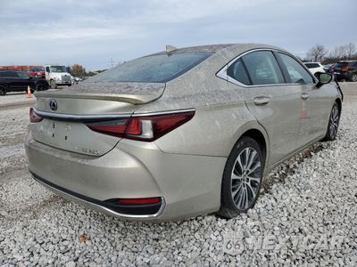 Trzecie zdjęcie samochodu z tyłu: 2021 LEXUS ES 250 BASE VIN:58AD11D13MU007972 - miniatura