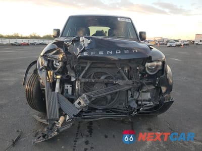 Piąte zdjęcie samochodu w środku: 2022 LAND ROVER DEFENDER 110 X VIN:SALEX7RU6N2065813 - miniatura