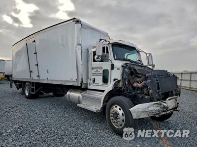 Czwarte zdjęcie samochodu z boku: 2022 PETERBILT 337 BOX TRUCK VIN:2NP2HJ6X6NM782674 - miniatura