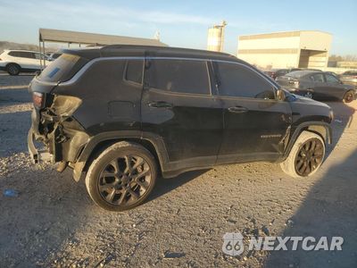 Trzecie zdjęcie samochodu z tyłu: 2018 JEEP COMPASS LATITUDE VIN:3C4NJDBB3JT262026 - miniatura