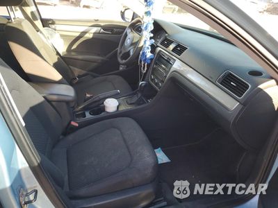 Zdjęcie 13 z 14 samochodu: 2012 VOLKSWAGEN PASSAT S VIN:1VWAP7A38CC058553 - miniatura
